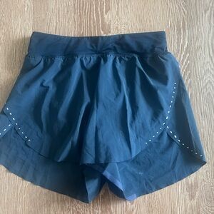 Lululemon Find Your Pace shorts